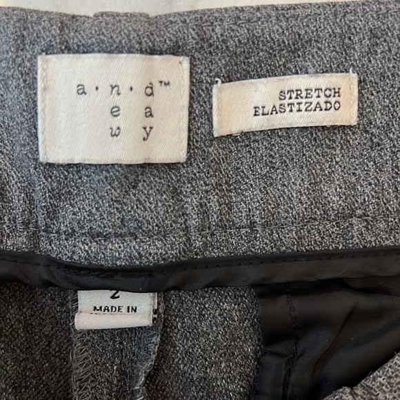 A New Day Grey Dress Pants Capris Stretch NWOT sz 2 - Picture 6 of 7